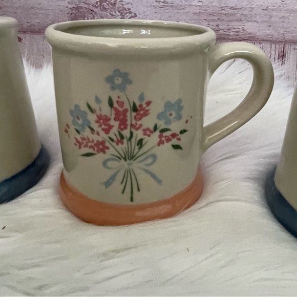Set Of 3 Vtg Ceramic Coffee Mugs Cups Floral Bouquet Taiwan Spring Cottage Core - Picture 3 of 12
